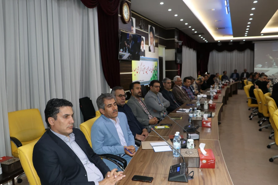 نشست هم افزایی روسای ادارات طرح ، برنامه و مالی دانشگاه فرهنگیان سراسر کشور 5