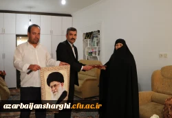 دیدار رئیس و هیئت رییسه دانشگاه فرهنگیان استان  آذربایجان شرقی با خانواده های معظم ومعزز سرداران شهید میرحسین و میرحسن امجدی 3