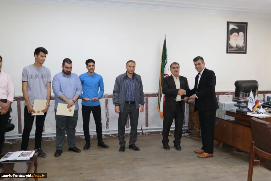 تجلیل از دانشجویان ممتاز شاهد و ایثارگر دانشگاه فرهنگیان استان آذربایجان شرقی 4