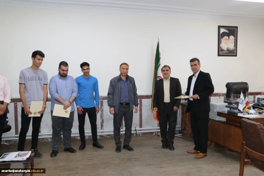 تجلیل از دانشجویان ممتاز شاهد و ایثارگر دانشگاه فرهنگیان استان آذربایجان شرقی 5