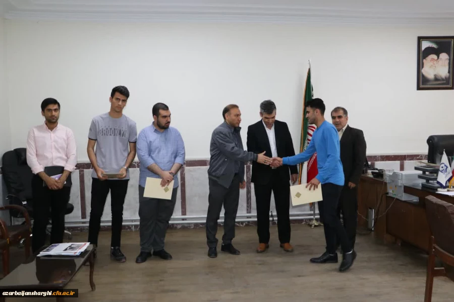 تجلیل از دانشجویان ممتاز شاهد و ایثارگر دانشگاه فرهنگیان استان آذربایجان شرقی 12