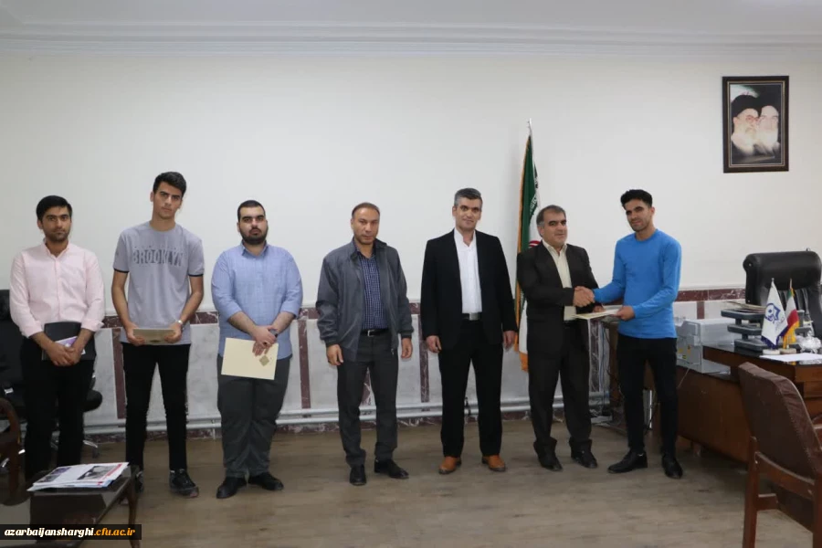 تجلیل از دانشجویان ممتاز شاهد و ایثارگر دانشگاه فرهنگیان استان آذربایجان شرقی 13