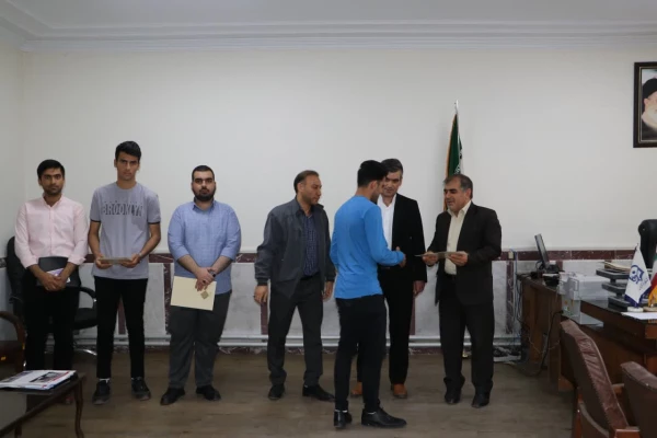 تجلیل از دانشجویان ممتاز شاهد و ایثارگر دانشگاه فرهنگیان استان آذربایجان شرقی 15