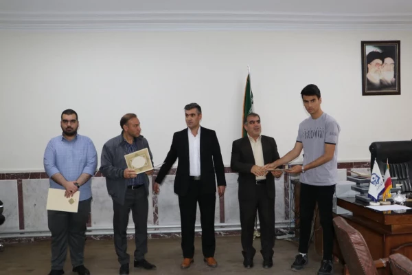 تجلیل از دانشجویان ممتاز شاهد و ایثارگر دانشگاه فرهنگیان استان آذربایجان شرقی 17