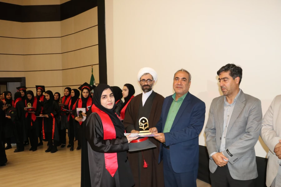  آیین جشن دانش آموختگی دانشجو معلمان ورودی 1398 پردیس فاطمه الزهرا (س) تبریز 10