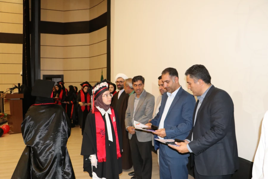  آیین جشن دانش آموختگی دانشجو معلمان ورودی 1398 پردیس فاطمه الزهرا (س) تبریز 11