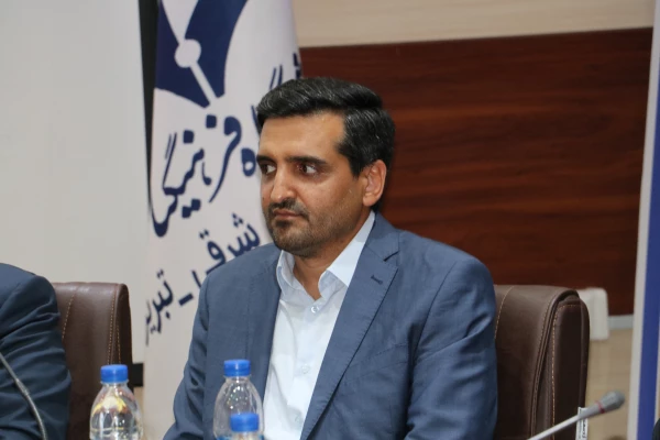 آیین تکریم و معارفه سرپرست امور پردیس های دانشگاه فرهنگیان استان آذربایجان شرقی برگزار شد 7