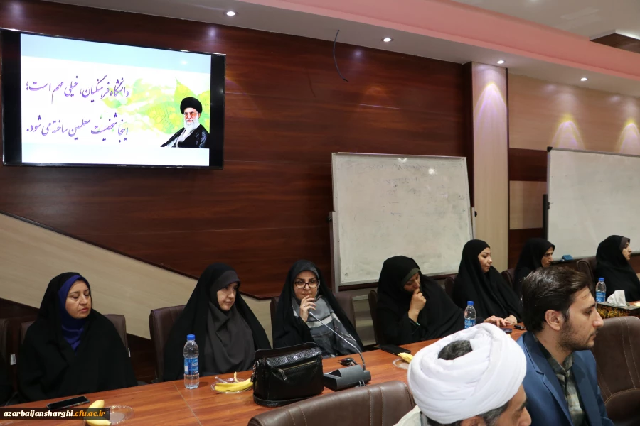 آیین تکریم و معارفه سرپرست امور پردیس های دانشگاه فرهنگیان استان آذربایجان شرقی برگزار شد 8