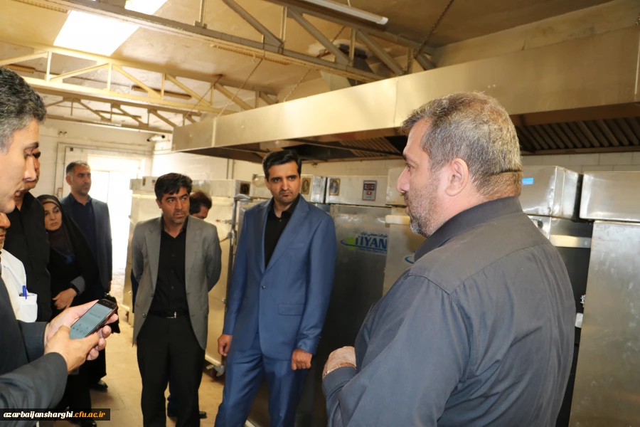 بازدید رئیس و هیت رئیسه دانشگاه فرهنگیان آذربایجان شرقی  از سلف سرویس دانشگاه تبریز 16