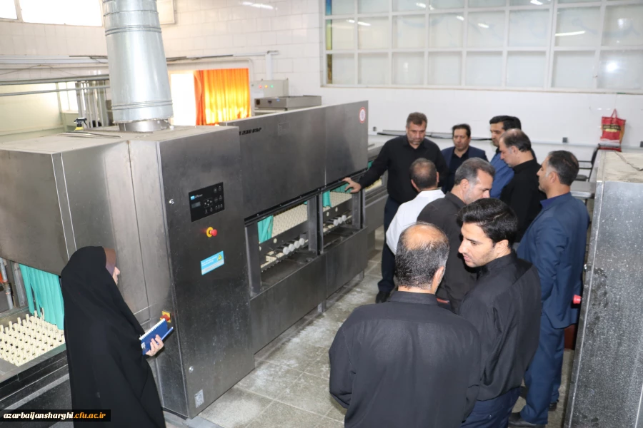 بازدید رئیس و هیت رئیسه دانشگاه فرهنگیان آذربایجان شرقی  از سلف سرویس دانشگاه تبریز 20