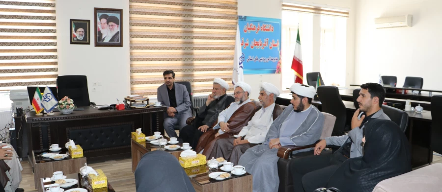 دیدارجمعی از اساتید و اعضای هیئت علمی دانشگاه تبریز با رئیس دانشگاه فرهنگیان استان  3