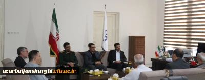 دیدار دکتر احمدی رئیس دانشگاه با فرمانده حوزه بسیج کارکنان شهید عبدالهی و معاون اداره کل حقظ آثار و نشر ارزشهای دفاع مقدس تبریز 