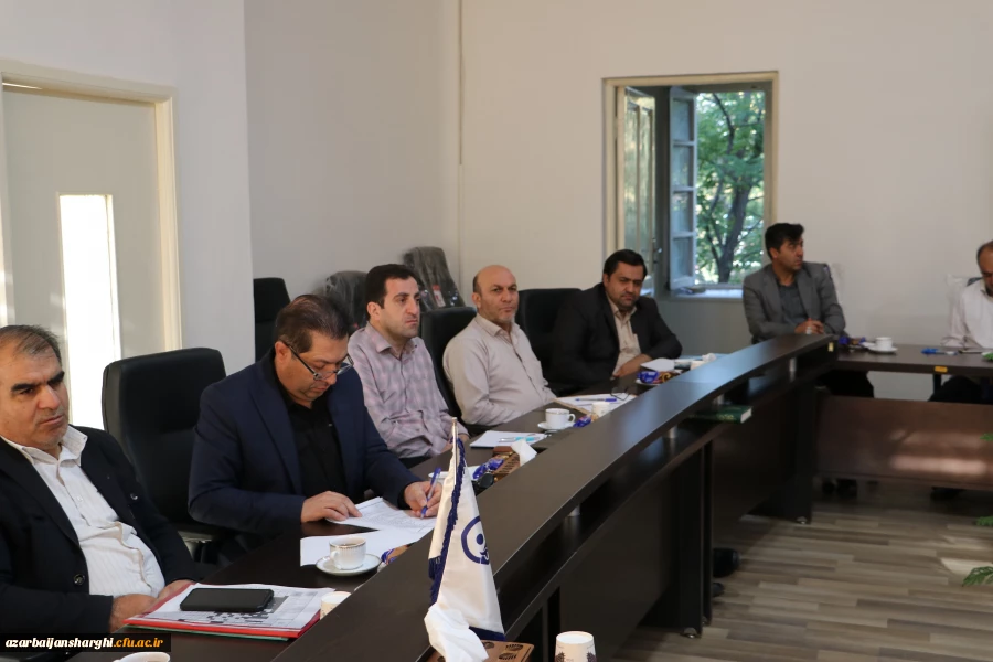شورای آموزش تحصیلات تکمیلی استان برگزار شد 11