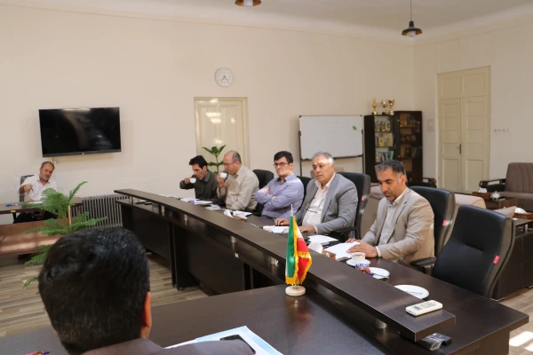 شورای آموزش تحصیلات تکمیلی استان برگزار شد 13