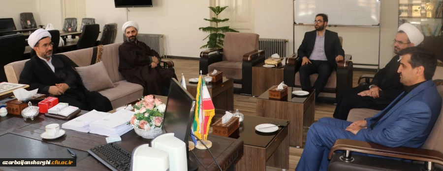 دیدار دکتر احمدی با رئیس دفتر نهاد مقام معظم رهبری در دانشگاه های استان آذربایجان شرقی 2