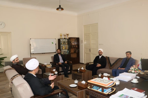 دیدار دکتر احمدی با رئیس دفتر نهاد مقام معظم رهبری در دانشگاه های استان آذربایجان شرقی 3