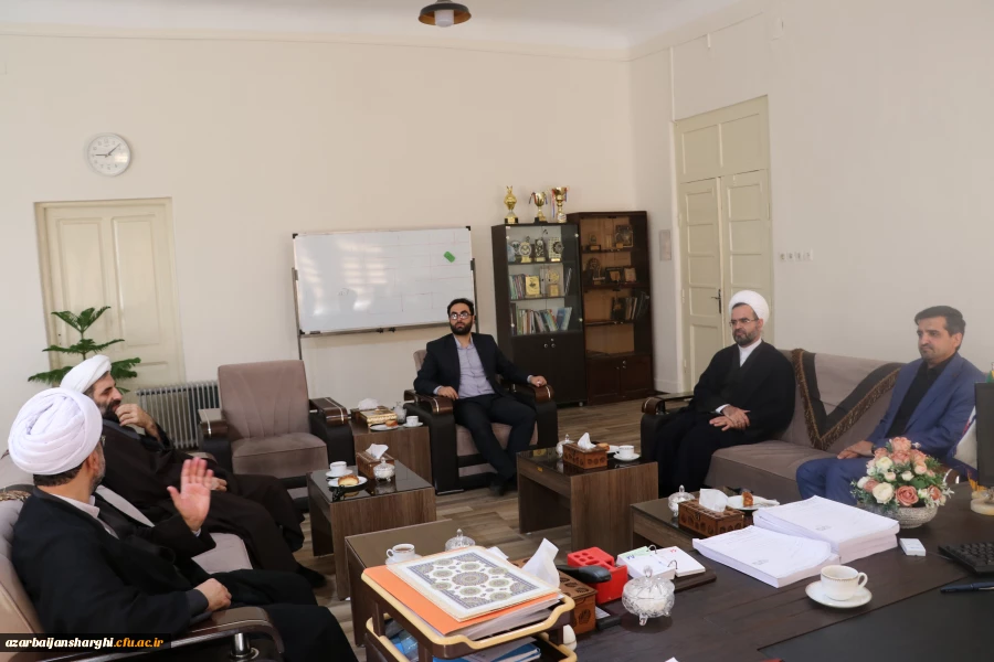 دیدار دکتر احمدی با رئیس دفتر نهاد مقام معظم رهبری در دانشگاه های استان آذربایجان شرقی 6