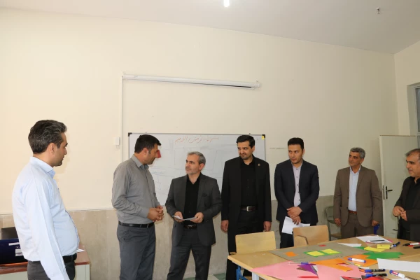 بازدیدمدیرکل آموزش و پرورش استان و رئیس دانشگاه فرهنگیان آذربایجان شرقی از فرایند مصاحبه پذیرفته شدگان چند برابر ظرفیت دانشگاه فرهنگیان آذربایجان شرقی  18