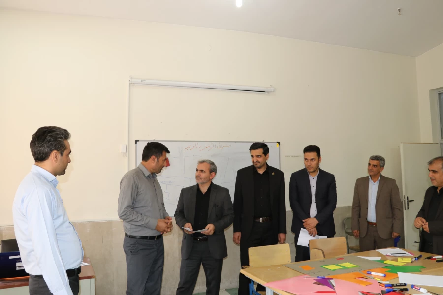 بازدیدمدیرکل آموزش و پرورش استان و رئیس دانشگاه فرهنگیان آذربایجان شرقی از فرایند مصاحبه پذیرفته شدگان چند برابر ظرفیت دانشگاه فرهنگیان آذربایجان شرقی  18