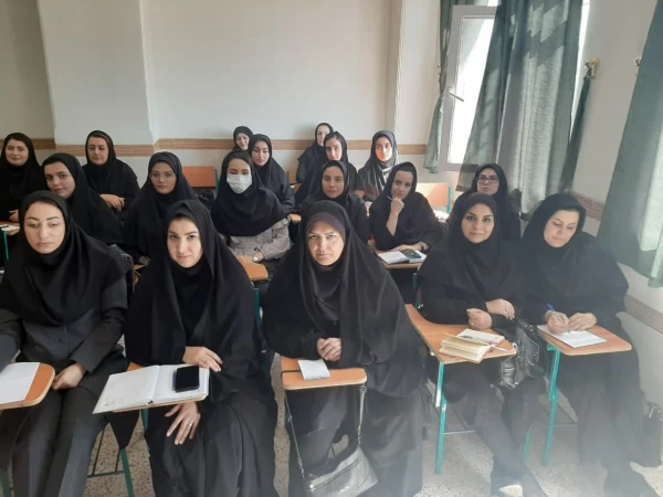 برگزاری دوره ی توانمند سازی معلمان مدارس غیر دولتی در دانشگه فرهنگیان آذربایجان شرقی 6
