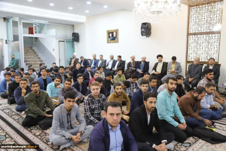 دیدار دانشگاهیان استان آذربایجان شرقی با نماینده ولی فقیه در استان و امام جمعه شهر تبریز  4