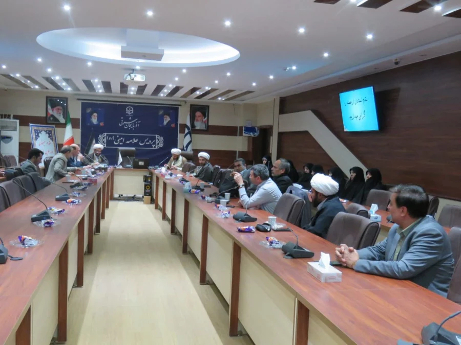 نشست هم اندیشی استادان معارف اسلامی دانشگاه فرهنگیان استان
 4