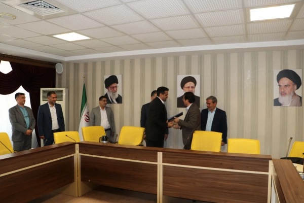 سردبیر جدید (نشریه پژوهش در آموزش شیمی ) منصوب شد
 4