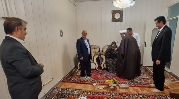 " دیدار هیئت رئیسه  دانشگاه فرهنگیان آذربایجان شرقی با خانواده های معظم شهدا 5