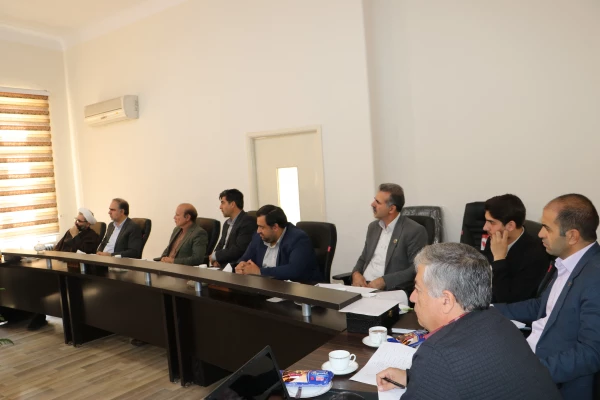 برگزاری جلسه شورای ارتقای سلامت کارکنان ودانشجویان در کمیته تغذیه دانشگاه فرهنگیان آذربایجان شرقی 8