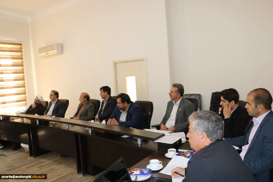 برگزاری جلسه شورای ارتقای سلامت کارکنان ودانشجویان در کمیته تغذیه دانشگاه فرهنگیان آذربایجان شرقی 8