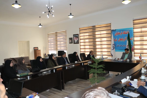 برگزاری جلسه شورای ارتقای سلامت کارکنان ودانشجویان در کمیته تغذیه دانشگاه فرهنگیان آذربایجان شرقی 9