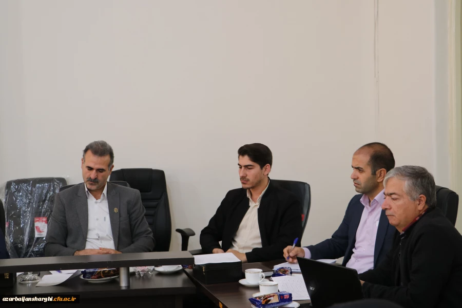 برگزاری جلسه شورای ارتقای سلامت کارکنان ودانشجویان در کمیته تغذیه دانشگاه فرهنگیان آذربایجان شرقی 12