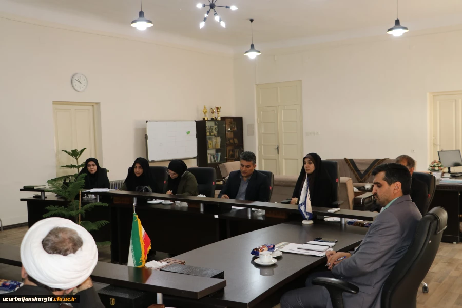 برگزاری جلسه شورای ارتقای سلامت کارکنان ودانشجویان در کمیته تغذیه دانشگاه فرهنگیان آذربایجان شرقی 16