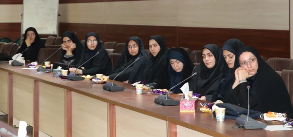  جلسه هم اندیشی اساتید هیات علمی و مدعو دانشگاه فرهنگیان استان آذربایجان شرقی 8