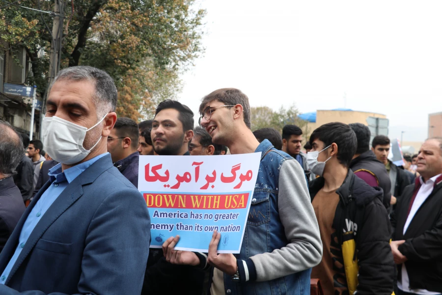 راهپیمایی ۱۳ آبان ماه تبریز با حضور گسترده دانشگاهیان دانشگاه فرهنگیان آذربایجان شرقی در تبریز
 6