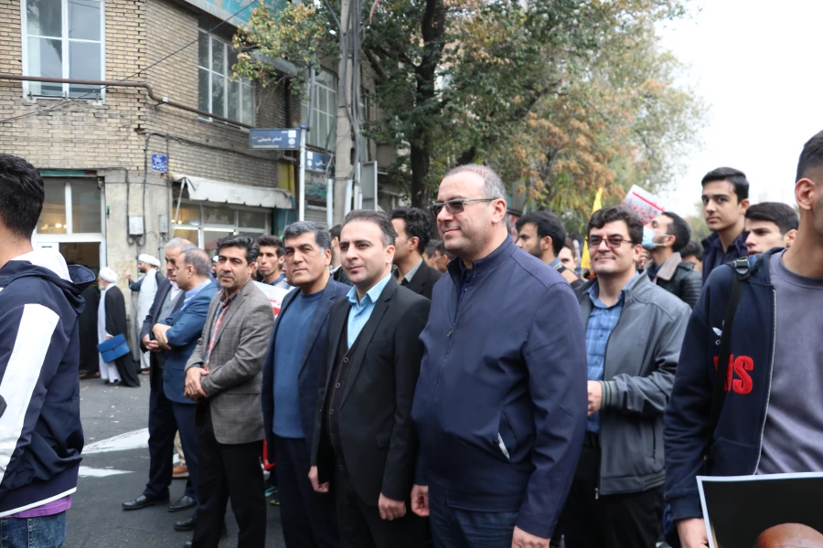 راهپیمایی ۱۳ آبان ماه تبریز با حضور گسترده دانشگاهیان دانشگاه فرهنگیان آذربایجان شرقی در تبریز
 7