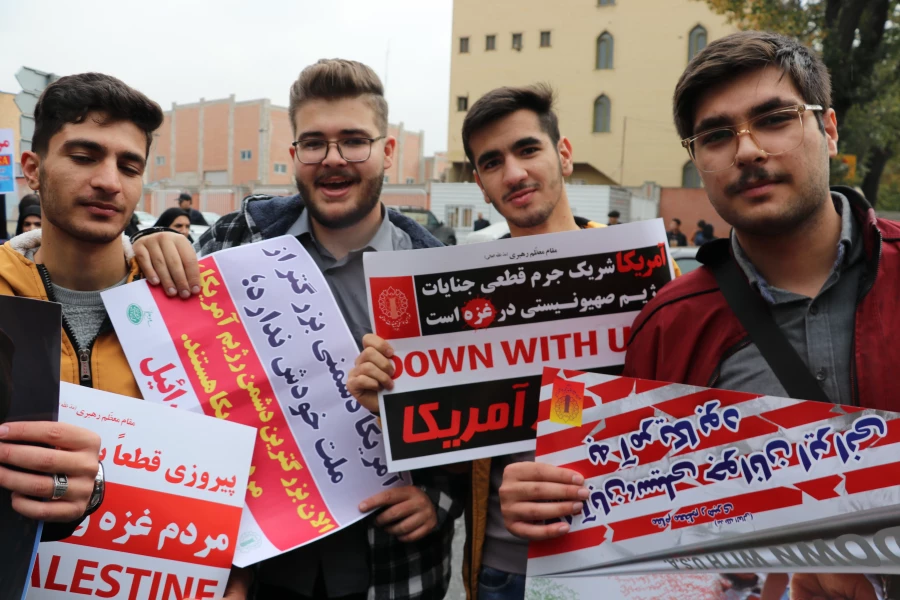 راهپیمایی ۱۳ آبان ماه تبریز با حضور گسترده دانشگاهیان دانشگاه فرهنگیان آذربایجان شرقی در تبریز
 9