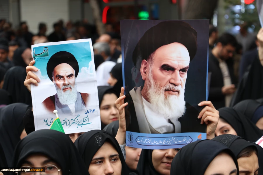 راهپیمایی ۱۳ آبان ماه تبریز با حضور گسترده دانشگاهیان دانشگاه فرهنگیان آذربایجان شرقی در تبریز
 11