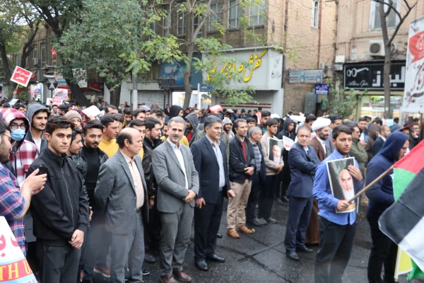 راهپیمایی ۱۳ آبان ماه تبریز با حضور گسترده خانواده بزرگ دانشگاه فرهنگیان آذربایجان شرقی در تبریز
 6