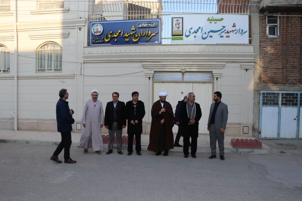دیدار رئیس و هیئت رییسه دانشگاه فرهنگیان استان  آذربایجان شرقی با خانواده های معظم ومعزز سرداران شهید میرحسین و میرحسن امجدی 13