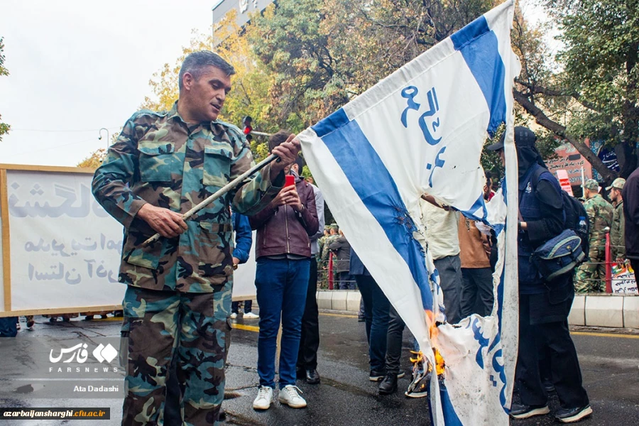 راهپیمایی ۱۳ آبان ماه تبریز با حضور گسترده خانواده بزرگ دانشگاه فرهنگیان آذربایجان شرقی در تبریز
 24