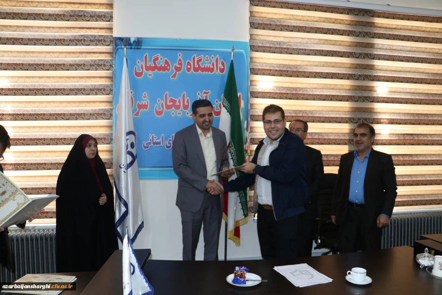 برگزاری جلسه شبکه سازی معلمان 12