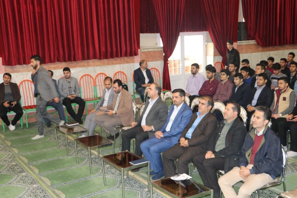  نشست توجیهی و تبیینی دانشجو معلمان جدید الورود 1402 4