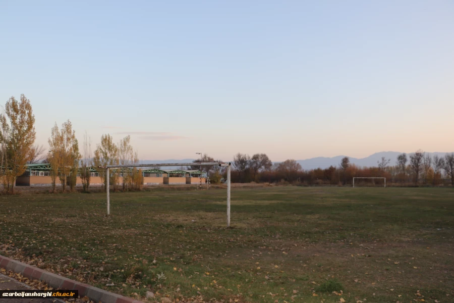 ساختمان شماره 2 پردیس علامه امینی واحد شهرستان سراب
 8