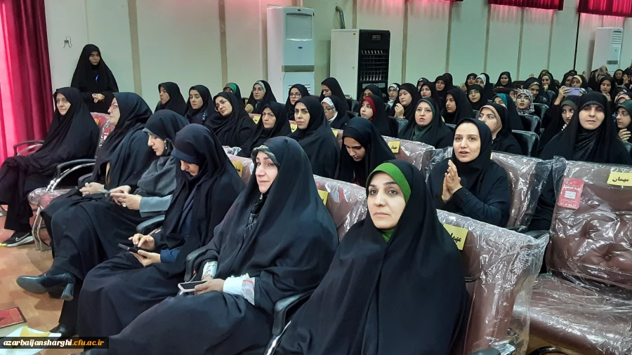 همایش  تجلیل از ۲۳۸ حافظ کل قرآن کریم  در دانشگاه فرهنگیان استان آذربایجان شرقی 6