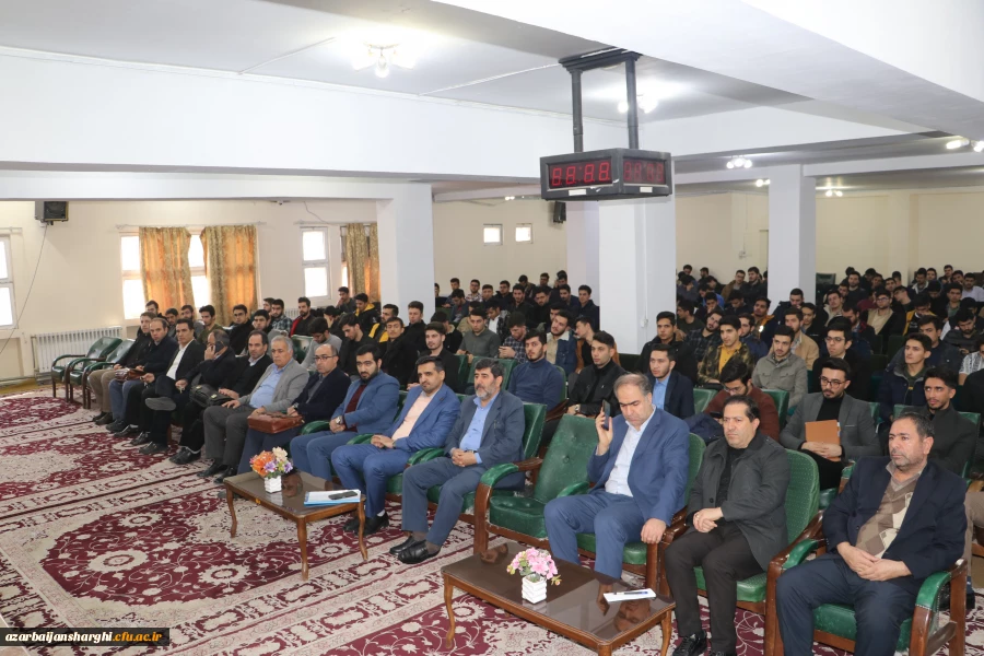 آیین گرامیداشت روز دانشجو با حضور معاون سیاسی ، امنیتی استاندارآذربایجان شرقی در دانشگاه فرهنگیان برگزار شد 7