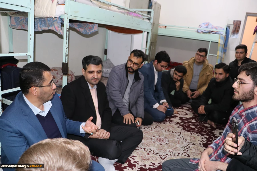 شما دانشجو معلمان پیشران حرکت انقلاب ونظام اسلامی هستید 16