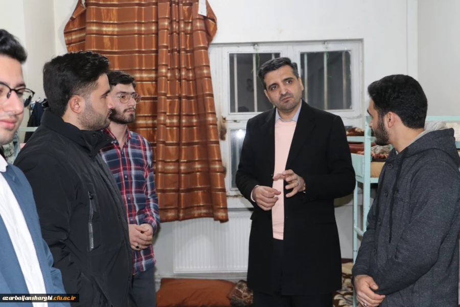 شما دانشجو معلمان پیشران حرکت انقلاب ونظام اسلامی هستید 19