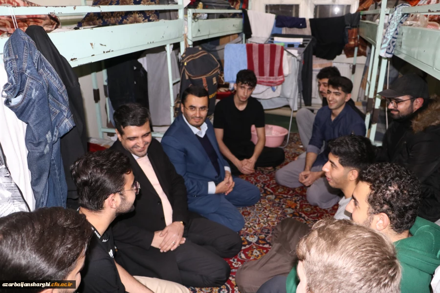 شما دانشجو معلمان پیشران حرکت انقلاب ونظام اسلامی هستید 26