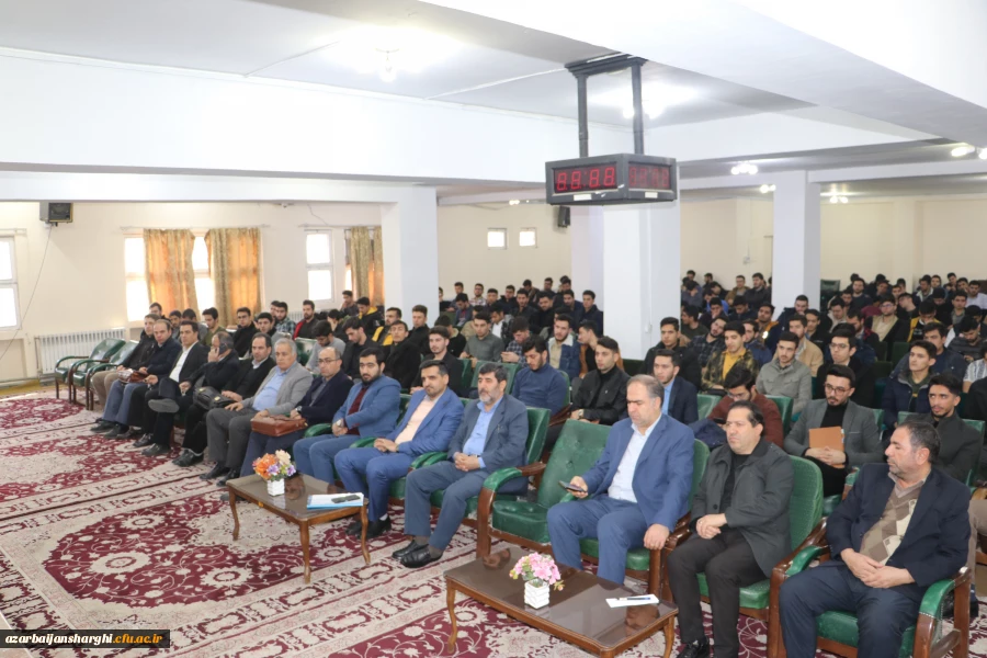 آیین گرامیداشت روز دانشجو با حضور معاون سیاسی ، امنیتی استاندارآذربایجان شرقی در دانشگاه فرهنگیان برگزار شد 17